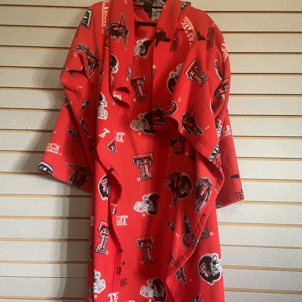 Snuggie Texas A & M Sleeved Blanket Polyester Warm Winter Cozy Football Red OS